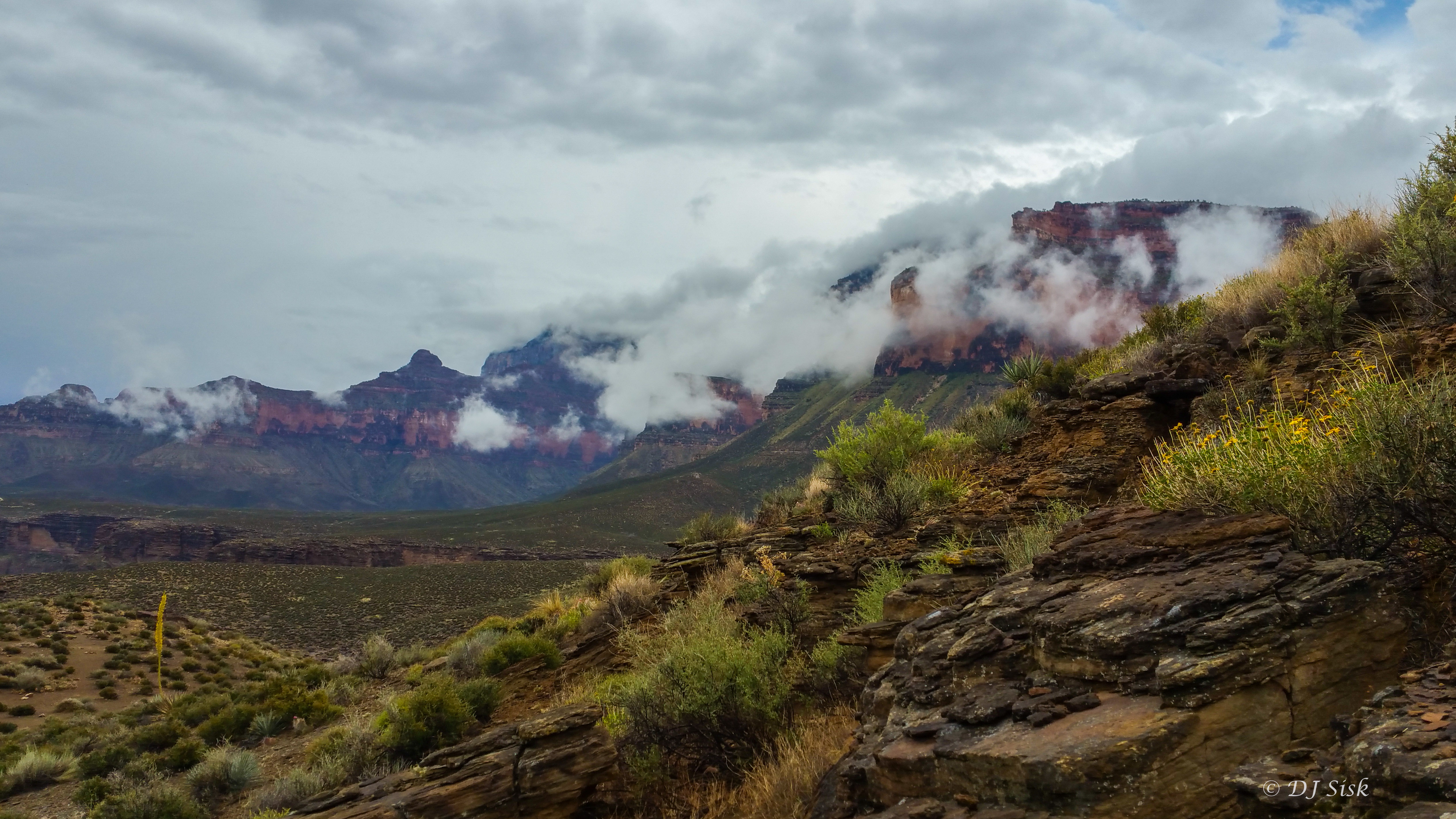 Hermit Loop trail with Storm Approaching on Grand Canyon Challenge
